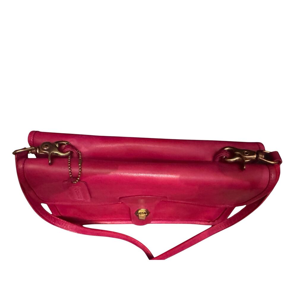 Vintage Coach Twin Clutch 9380 – Upcrafted Hot Bubblegum Pink - video - Picture 5 of 14